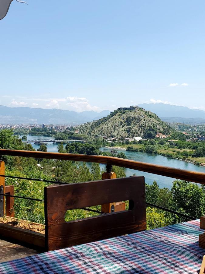 Holiday Center Apartment Shkoder Bagian luar foto